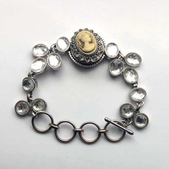 Artisan Designer Retro Glam Articulated Cameo Silver Tone Rhinestone Bracelet - Picture 1 of 4